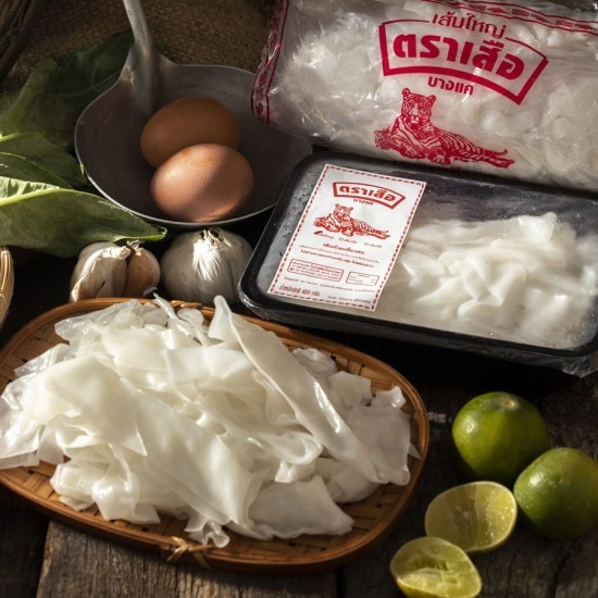 โรงงานผลิตขายส่งเส้นก๋วยเตี๋ยว ไทยเจริญผล - เส้นใหญ่ทำราดหน้า ราคาส่ง โรงงานผลิตขายส่งเส้นก๋วยเตี๋ยว ไทยเจริญผล - เส้นใหญ่ทำราดหน้า ราคาส่ง